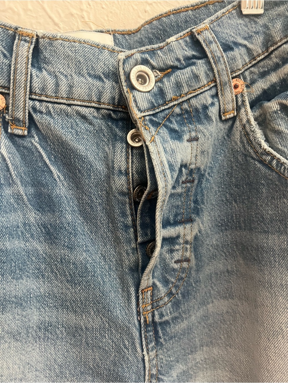BDG Wide Leg Jeans – Women’s Size 25W – Button Fly – Light Wash Denim - Picture 3 of 7